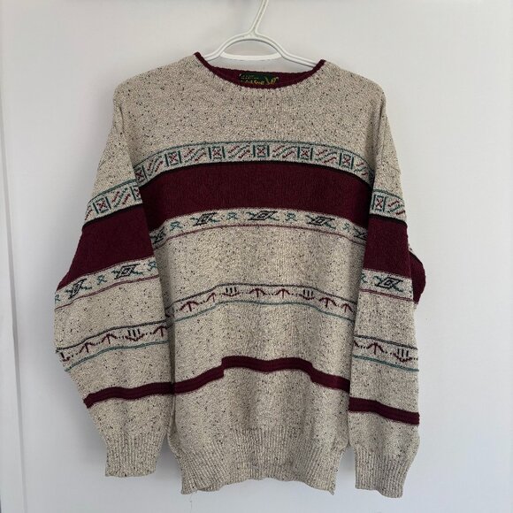 Cozy Lyle & Scott Sweater size M with Burgundy detail - Picture 1 of 5